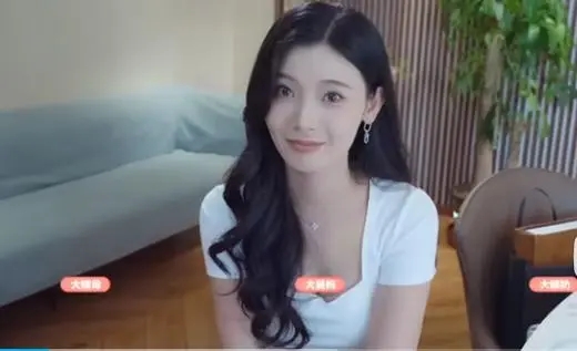 完蛋我被美女包围了免费版